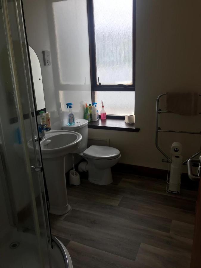 Prime Location Rooms In High Street Fort William Exteriör bild